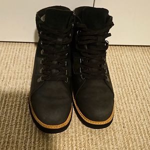 Toms Winter Boots, Size 8, Black